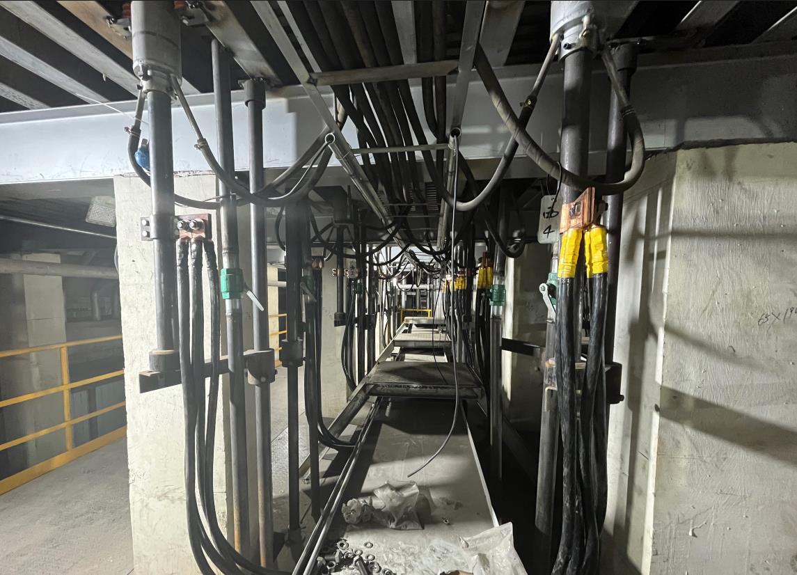 1660798544559446.jpg 池底电极照.jpg